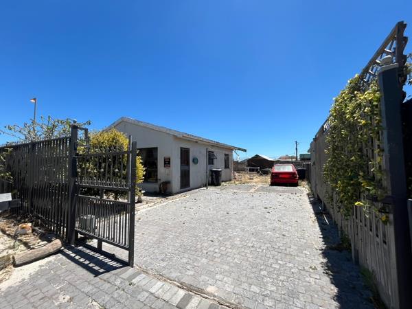 2 Bedroom House
