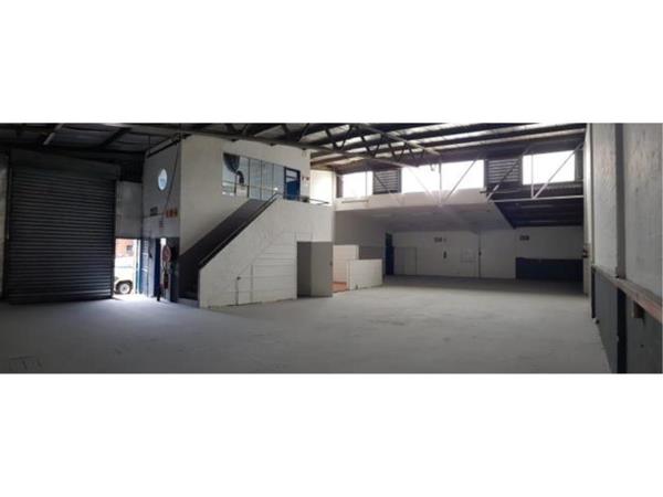 335 m² Commercial space