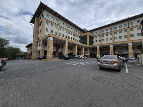 74 m² Retail Space