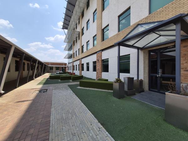 212 m² Commercial space