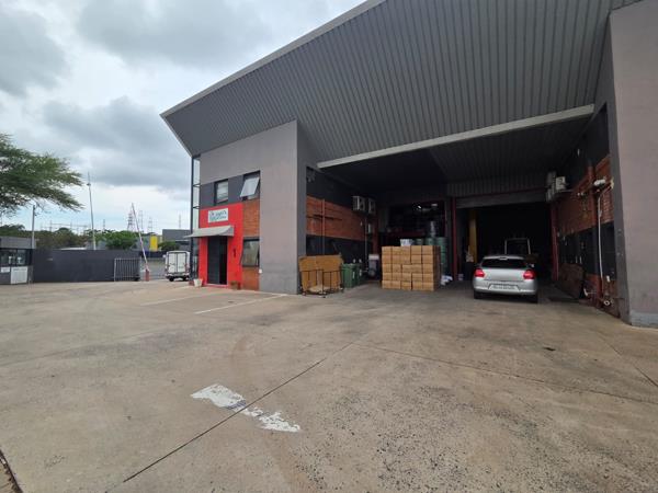 512 m² Industrial space