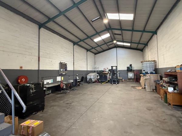 275 m² Industrial space