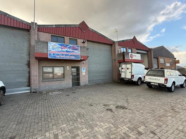 275 m² Industrial space