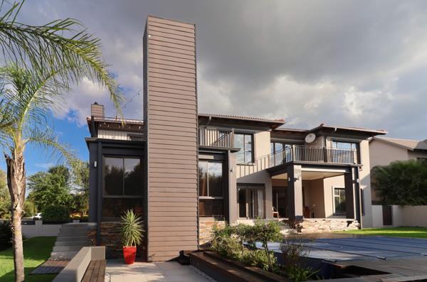 6 Bedroom House