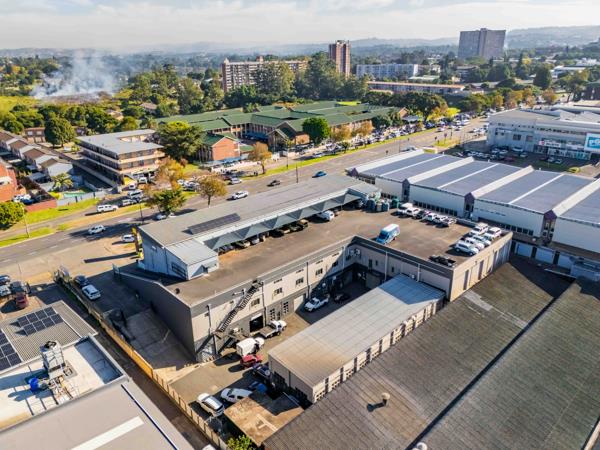 808 m² Industrial space