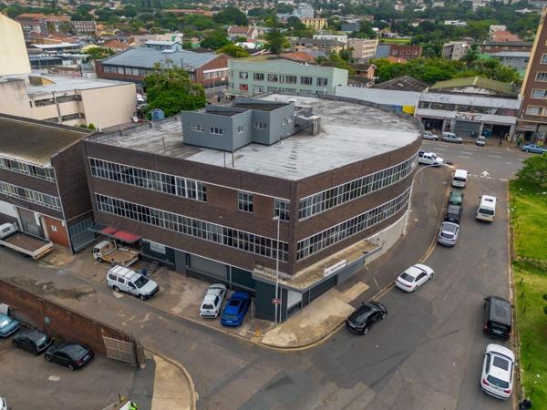 1 252 m² Commercial space
