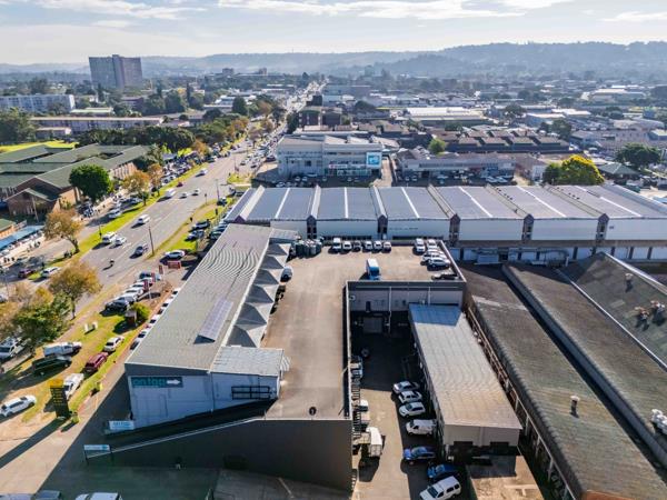 808 m² Industrial space