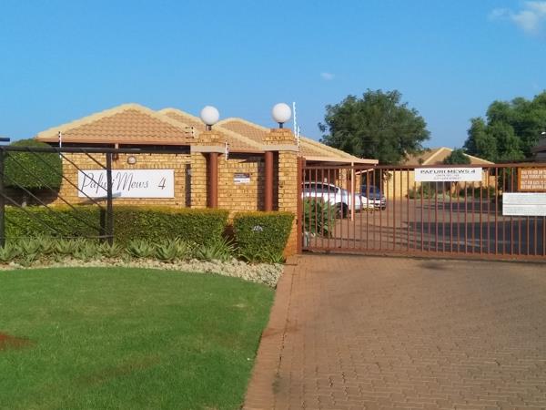 2 Bedroom Townhouse