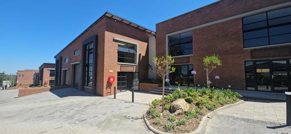 340 m² Commercial space