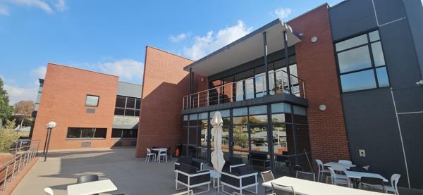 781 m² Commercial space