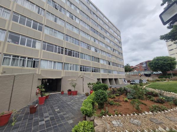 1.5 Bedroom Apartment