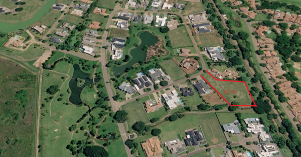 3 006 m² Land