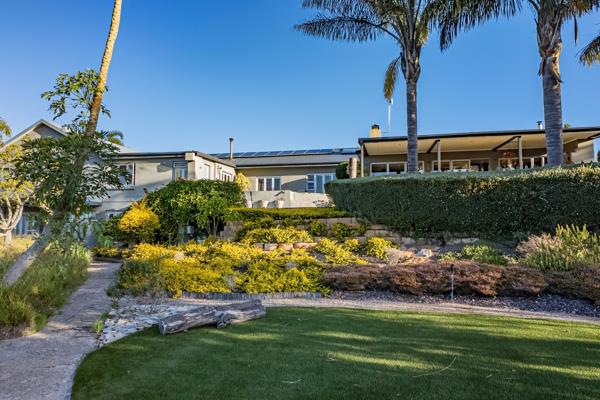 6 Bedroom House