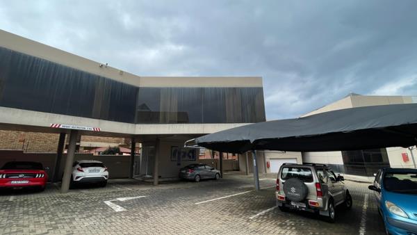246 m² Office Space