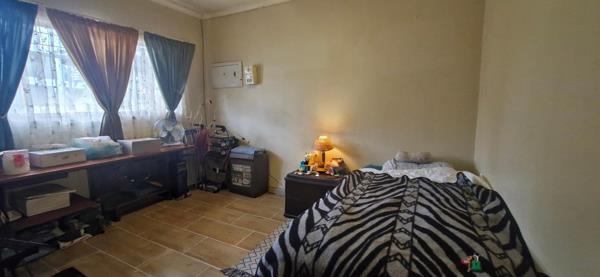 Bachelor apartment