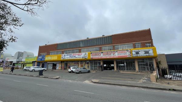 200 m² Retail Space