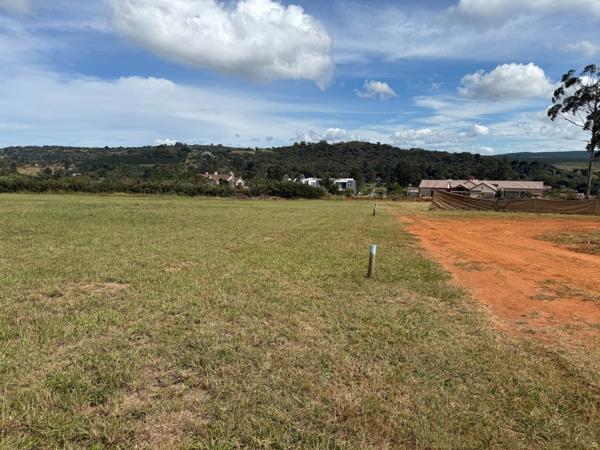 6 879 m² Land