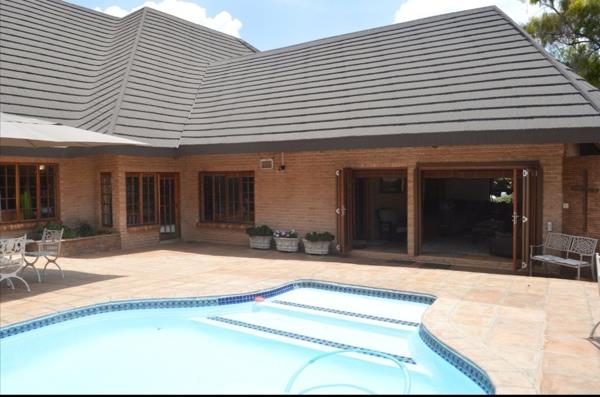5 Bedroom House
