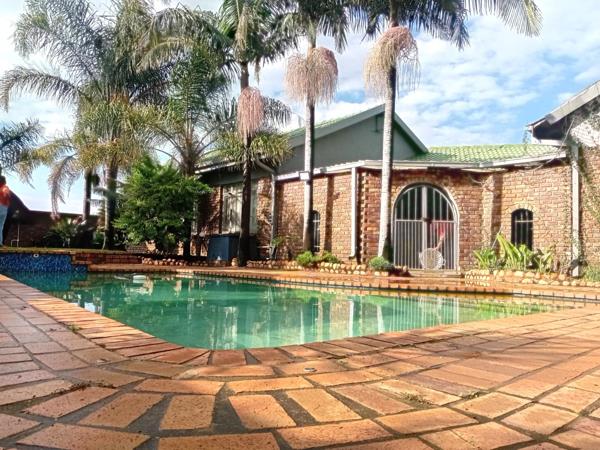 5 Bedroom House