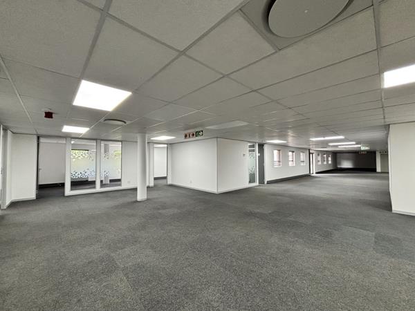 787 m² Commercial space