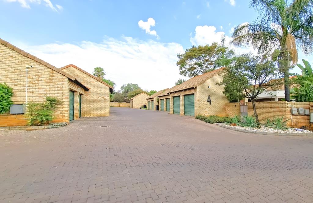 2 Bedroom Townhouse