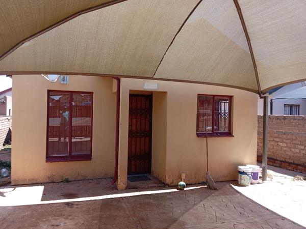 2 Bedroom House