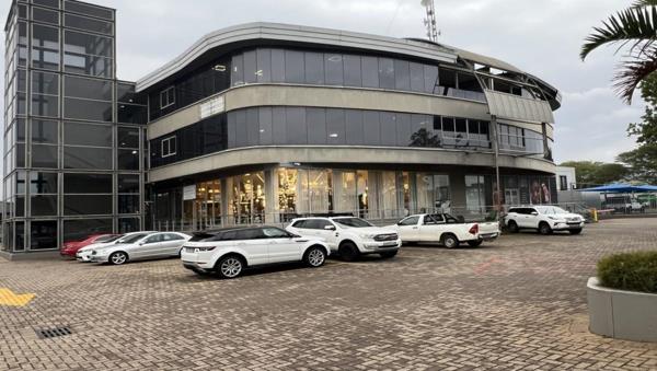269 m² Office Space