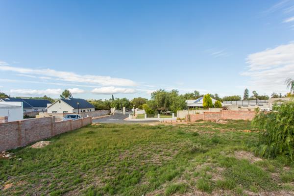 1 064 m² Land