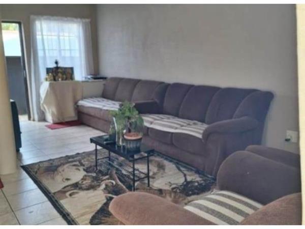 2 Bedroom House