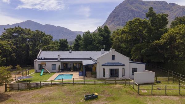 5 Bedroom House