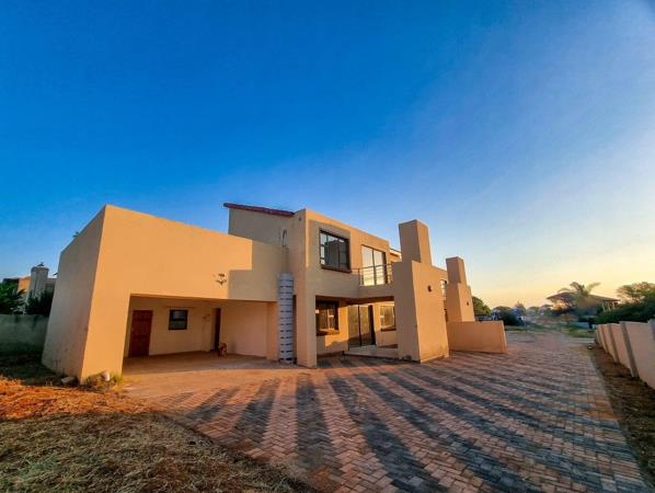 6 Bedroom House