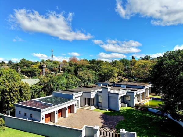6 Bedroom House