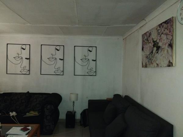 1 Bedroom House