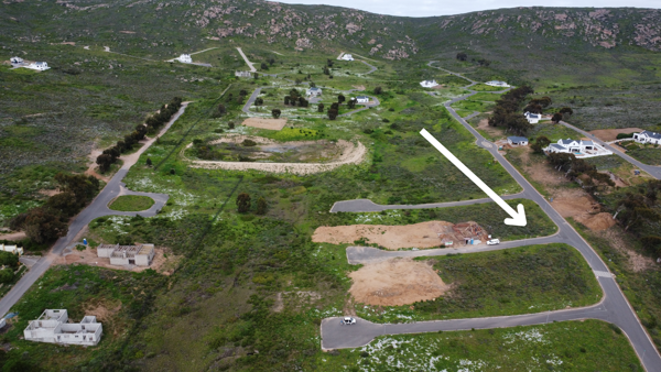 300 m² Land