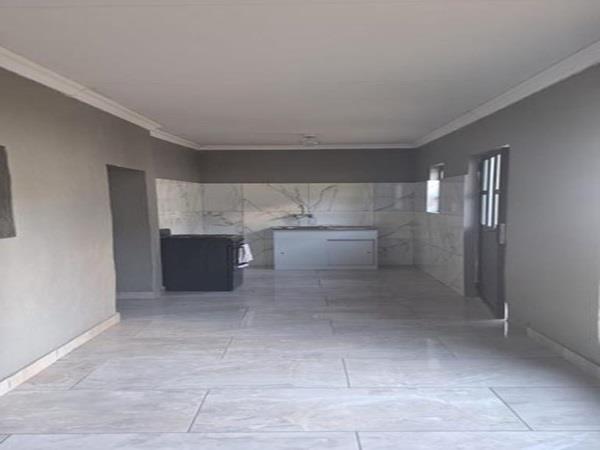 1 Bedroom House