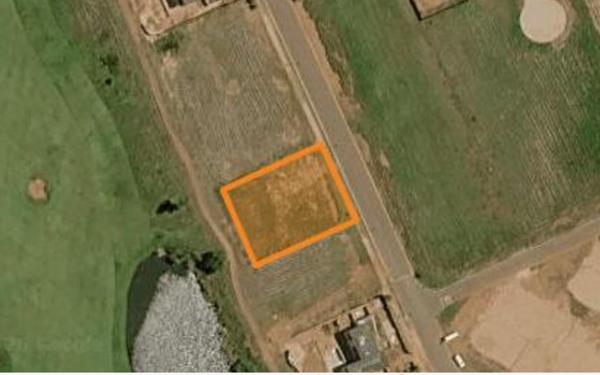 1 200 m² Land