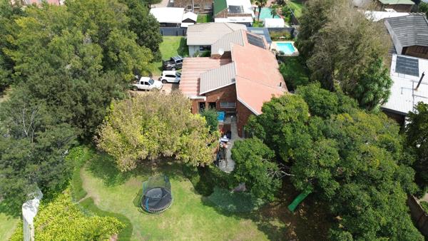 5 Bedroom House