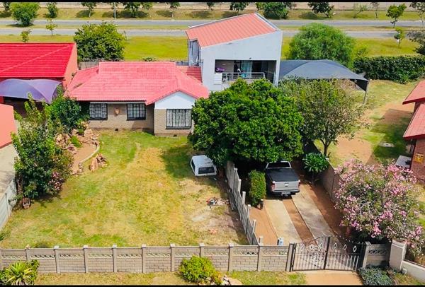 5 Bedroom House