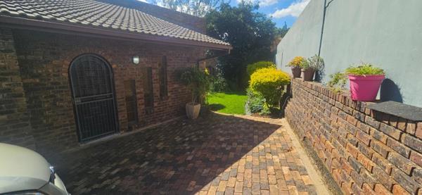 1 Bedroom House
