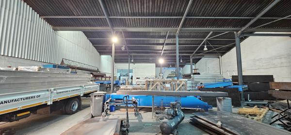 1 350 m² Industrial space