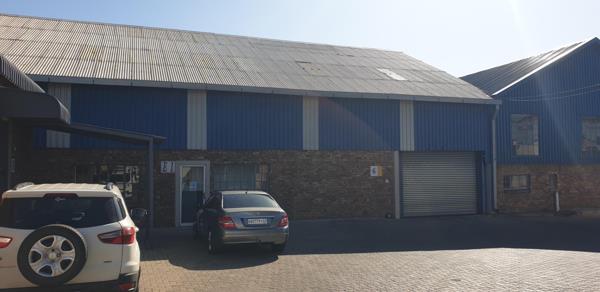 893 m² Industrial space