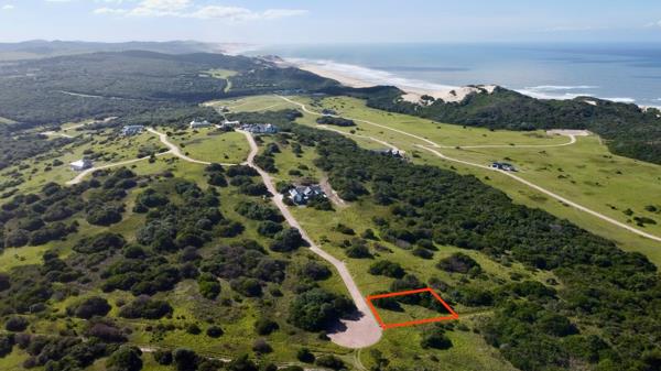 848 m² Land