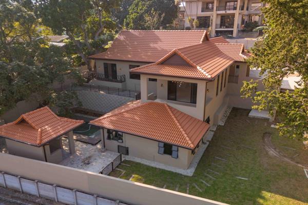 5 Bedroom House