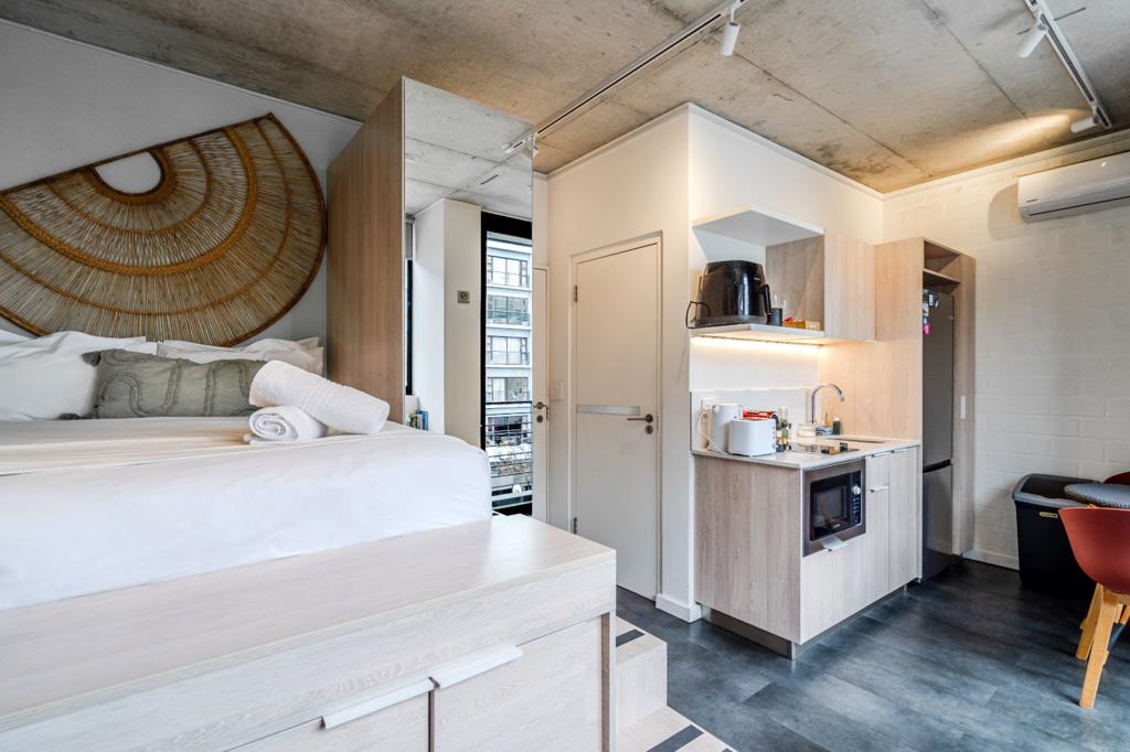 Studio Apartment