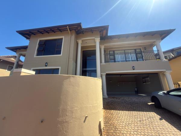 4 Bedroom Townhouse