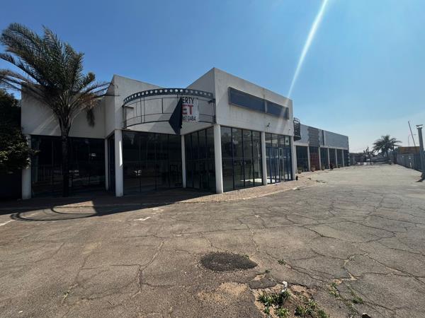 2 300 m² Industrial space