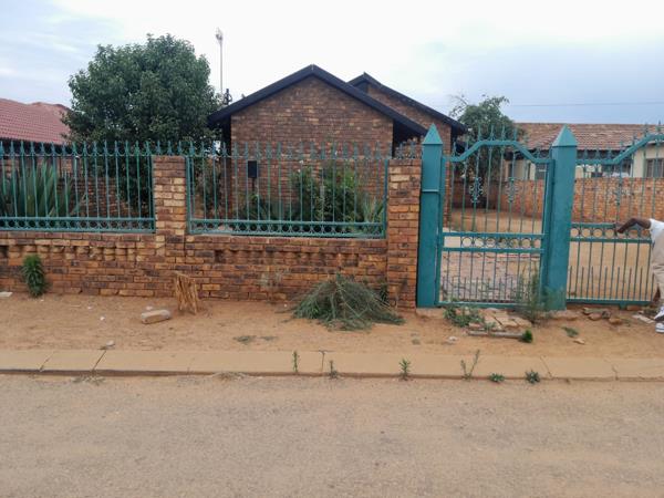 2 Bedroom House