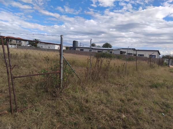 1 200 m² Land