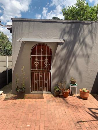 1 Bedroom Garden Cottage