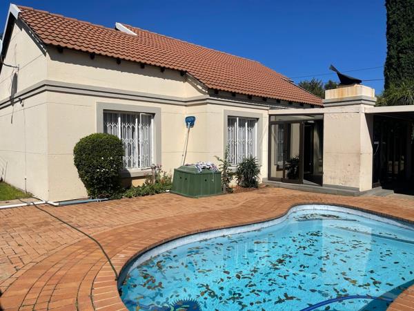 4 Bedroom Townhouse